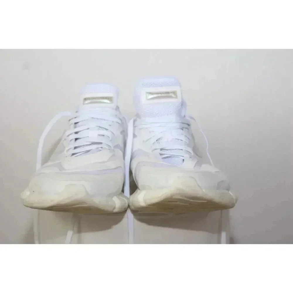 Size 10.5 - adidas Climacool Vento Triple White